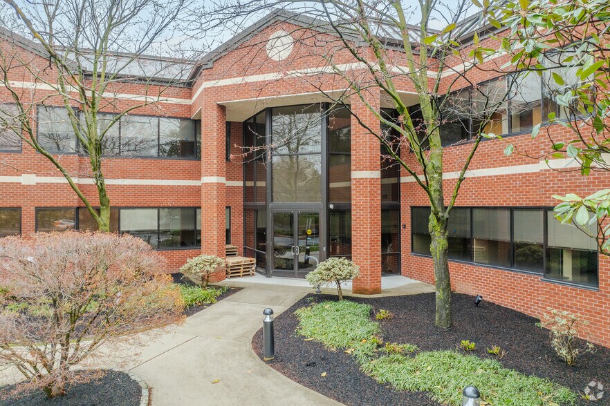 More Photos Of 480 E Germantown Pike, East Norriton Township Medical For Lease