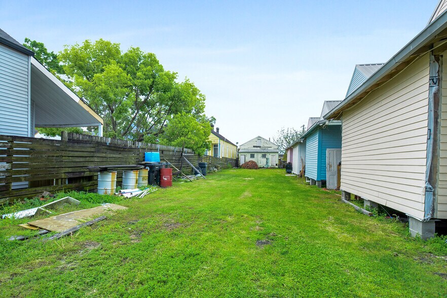 More Photos Of 2500 Freret St, New Orleans Apartments For Sale