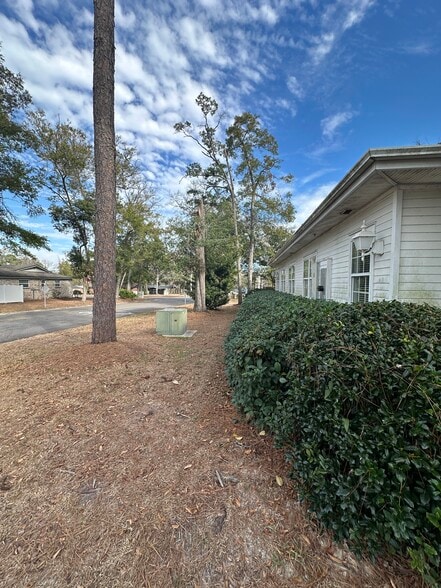 More Photos Of 1850 Bellair Blvd, Orange Park Medical For Sale