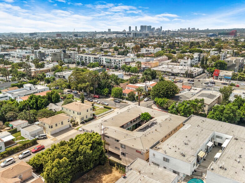 More Photos Of 900 N Orange Grove Ave, West Hollywood Apartments For Sale