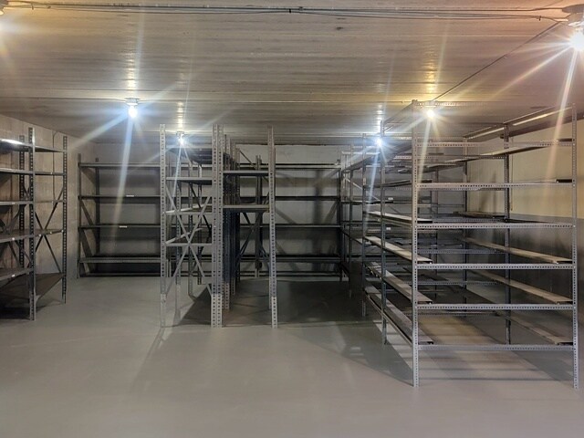 More Photos Of 115 W Upham St, Marshfield Flex For Sale