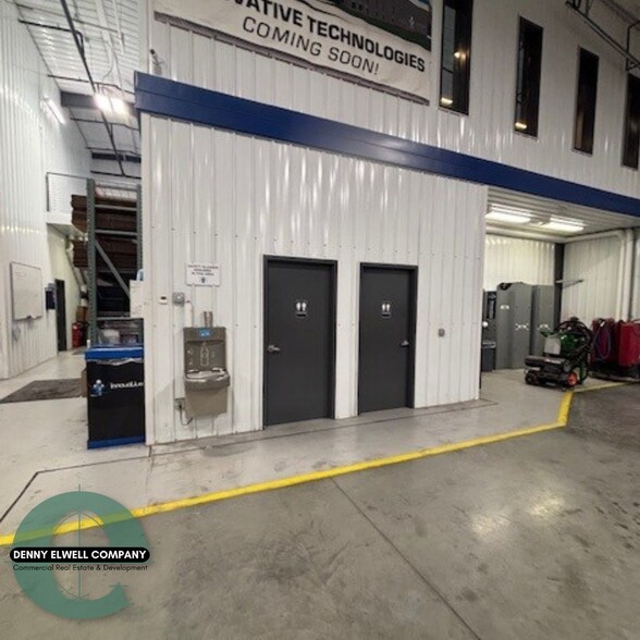 More Photos Of 1545 Blue Sky Blvd-Building 1, Huxley Warehouse For Lease