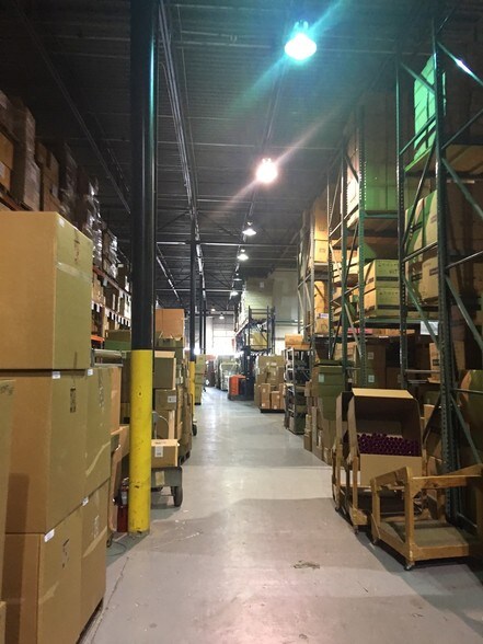 More Photos Of 1400 Everman Pky, Fort Worth Warehouse For Lease