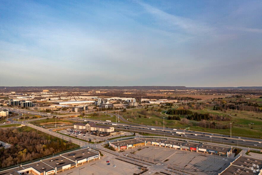 More Photos Of 3455-3549 Wyecroft Rd, Oakville Unknown For Lease