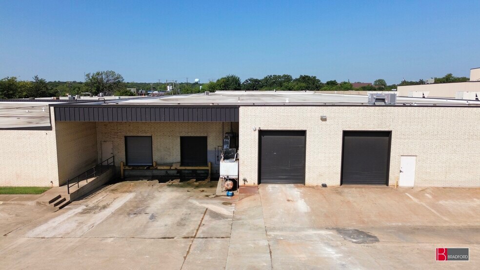 More Photos Of 4301 Mansfield Hwy, Fort Worth Warehouse For Lease