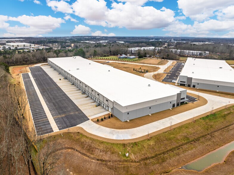 More Photos Of 4294 Chamblee Rd, Oakwood Unknown For Lease