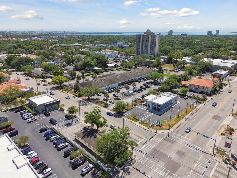 More Photos Of 3019 W Azeele St, Tampa Loft Creative Space For Sale