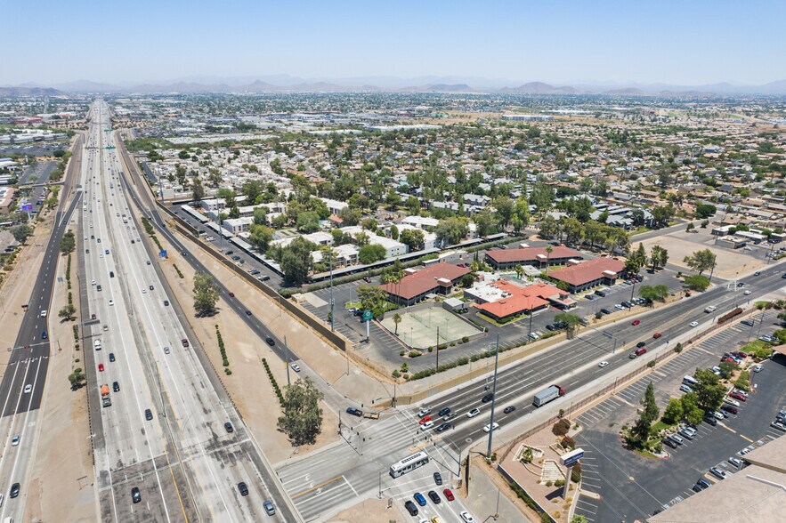 More Photos Of 2510 W Greenway Rd, Phoenix Hotel For Sale