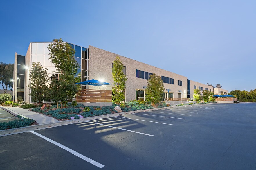 More Photos Of 2236 Rutherford Rd, Carlsbad Research And Development For Lease