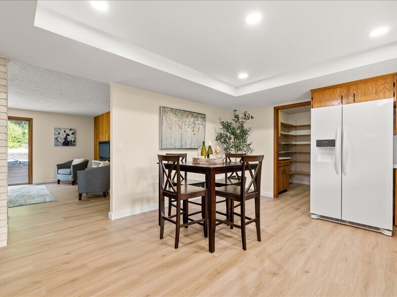 More Photos Of 115 NW Harmony Ln, Corvallis Specialty For Sale