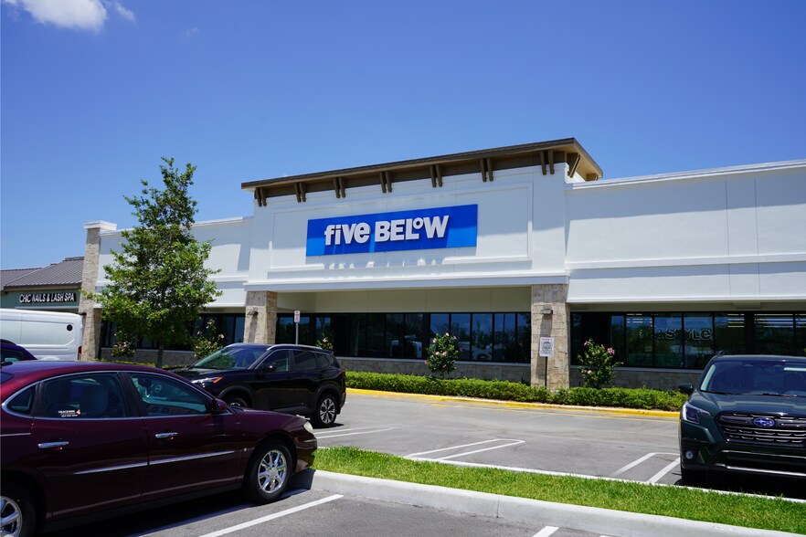 More Photos Of 1201-1327 N University Dr, Coral Springs Unknown For Lease