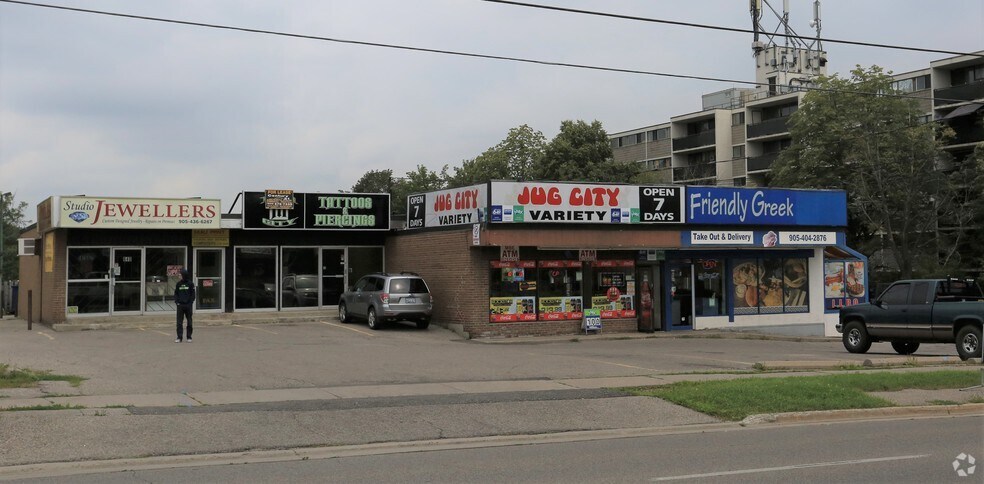 More Photos Of 640-650 King St E, Oshawa Unknown For Lease