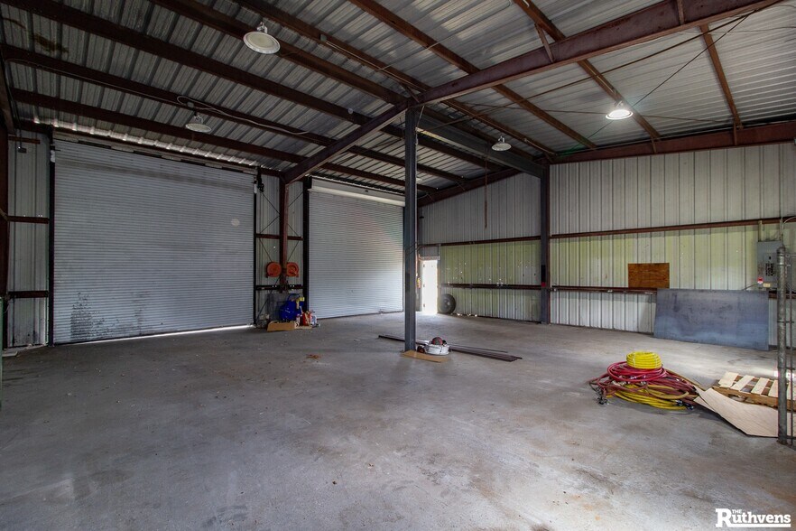More Photos Of 595 W Summerlin St, Bartow Warehouse For Sale