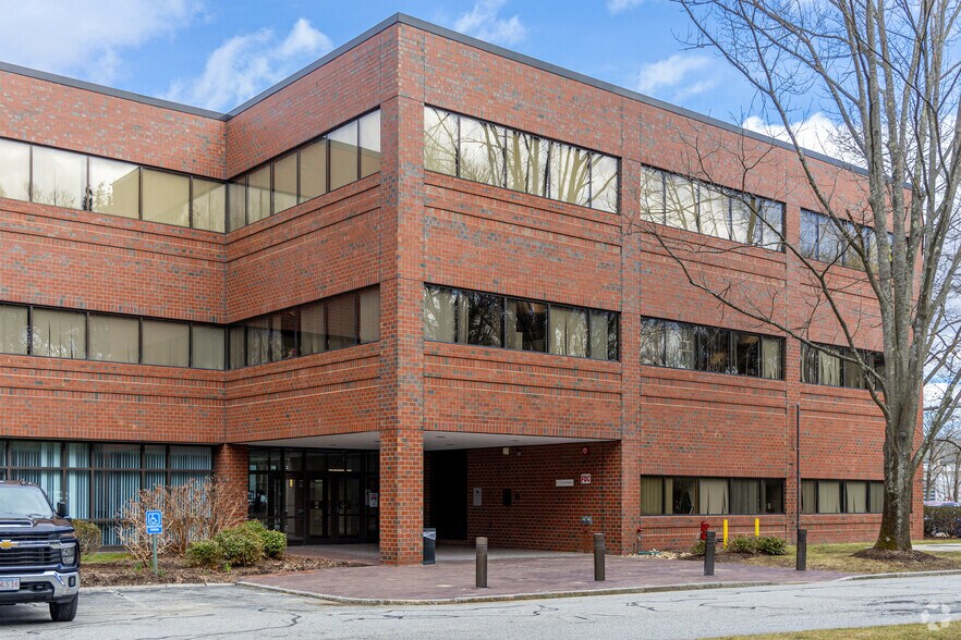 More Photos Of 70 Westview St, Lexington Office For Lease