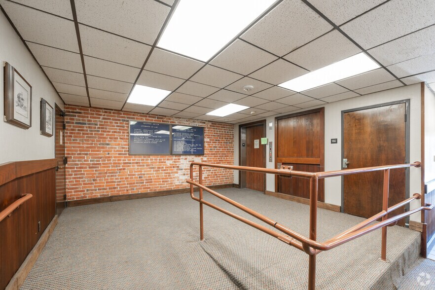 More Photos Of 531-537 Main St, Martinez Office For Lease