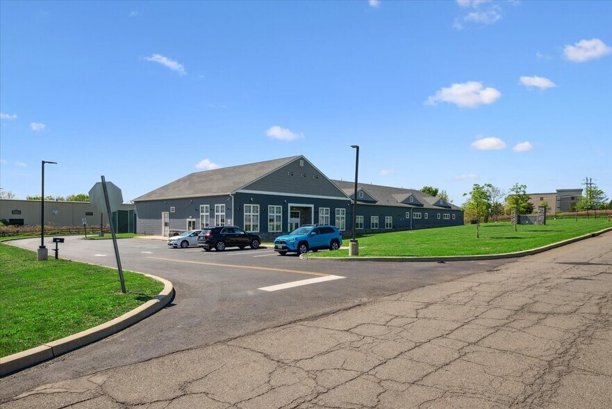 More Photos Of 22 Royal Rd, Flemington Industrial For Sale