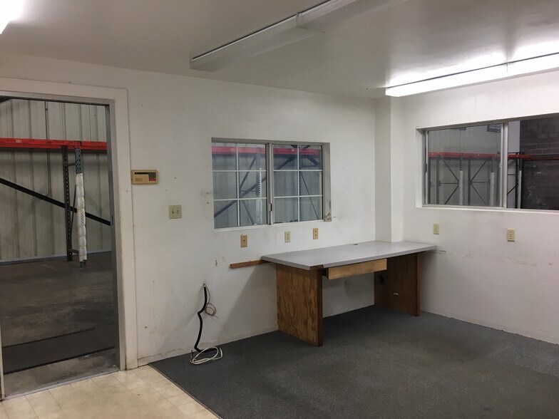 More Photos Of 81-6678 Mamao St, Kealakekua Specialty For Lease