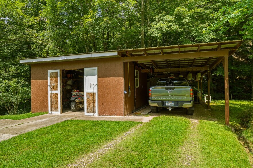 More Photos Of 345 Barberry Rd, Ranger Land For Sale