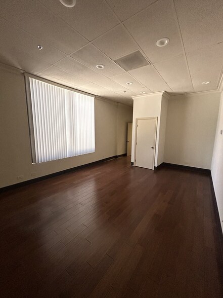 More Photos Of 520 S 4th St, Las Vegas Medical For Lease