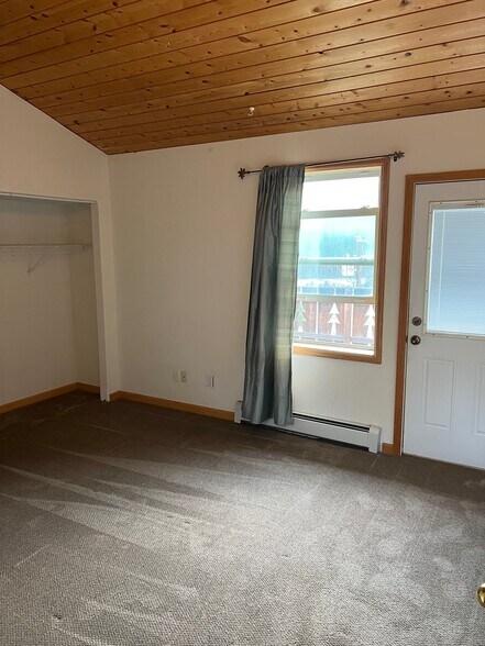 More Photos Of 41 Main St, Rollinsville Freestanding For Sale