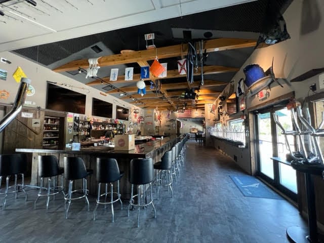 More Photos Of 10002 Gulf Dr, Anna Maria Bar For Sale