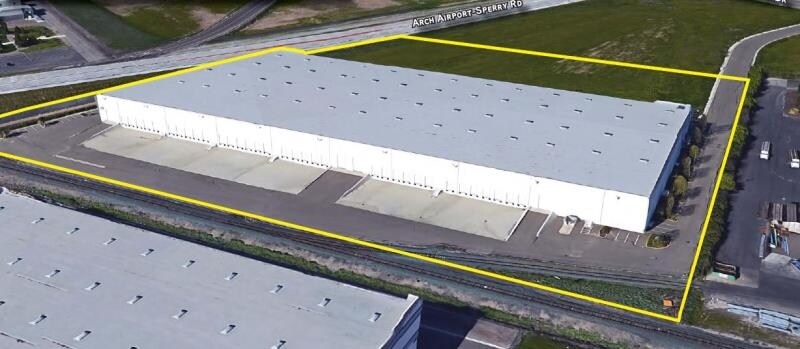 More Photos Of 834 Performance Dr, Stockton Warehouse For Sale