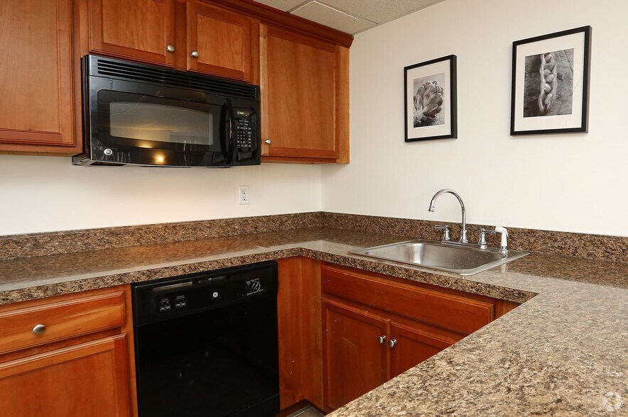 More Photos Of 600-628 Asylum Ave, Hartford Apartments For Lease