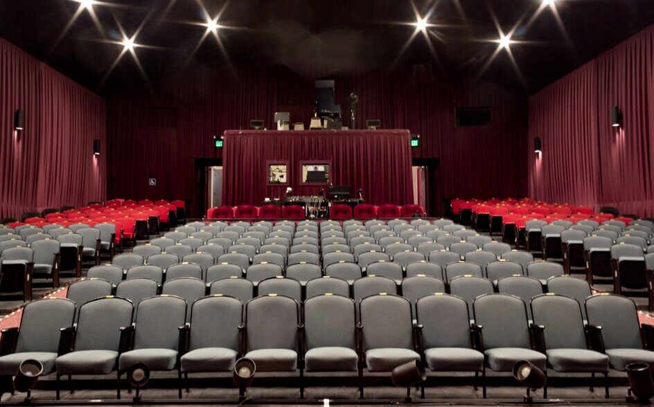 More Photos Of 2808-22 State St, Carlsbad Movie Theatre For Sale
