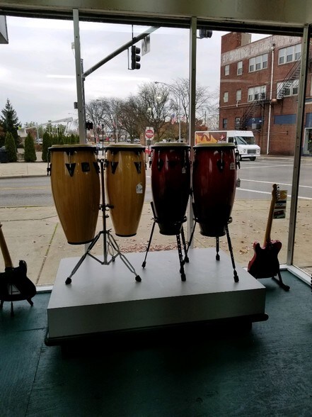 More Photos Of 1150 Central Ave, Middletown Freestanding For Sale