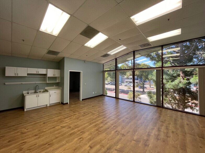 More Photos Of 805 Aerovista Pl, San Luis Obispo Loft Creative Space For Sale