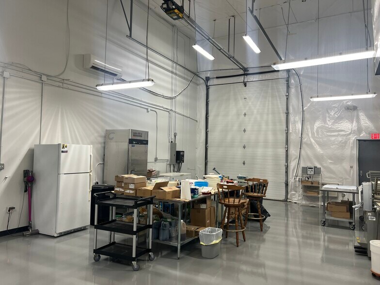 More Photos Of 5107 Unicon Dr, Wake Forest Warehouse For Sale