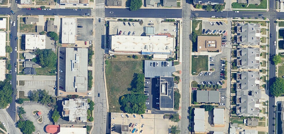 More Photos Of 4600 Madison Ave, Kansas City Land For Sale