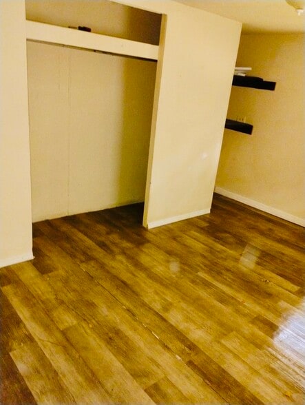 More Photos Of 102 Little Pepper Ln, Seffner Manufactured Housing Mobile Home Park For Sale