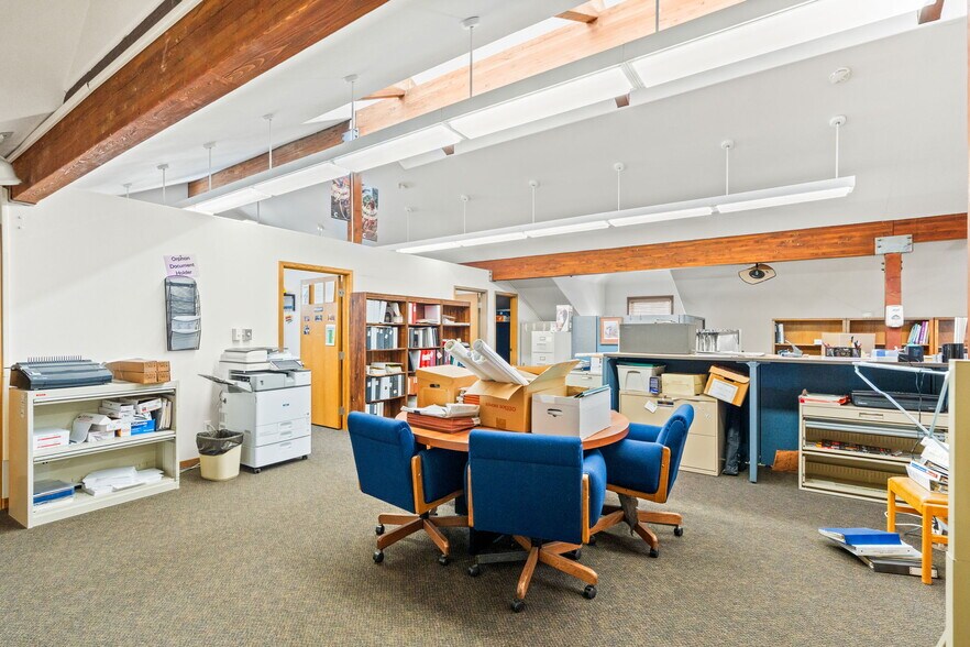 More Photos Of 1111 Rose St, Georgetown Office For Sale