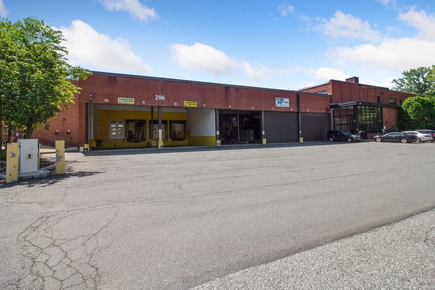 More Photos Of 202-206 Pegasus Ave, Northvale Warehouse For Lease
