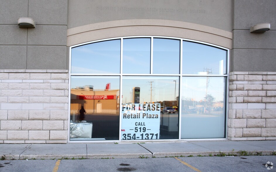 More Photos Of 1422 Fanshawe Park Rd W, London General Retail For Sale