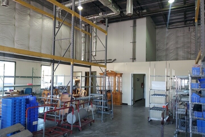 More Photos Of 11850 Livingston Rd, Manassas Warehouse For Lease