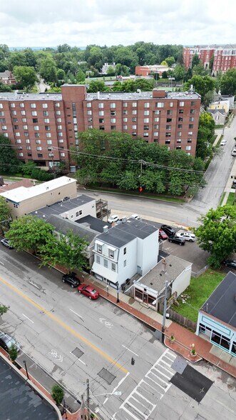 More Photos Of 2029 Madison Rd, Cincinnati Storefront Retail Residential For Sale