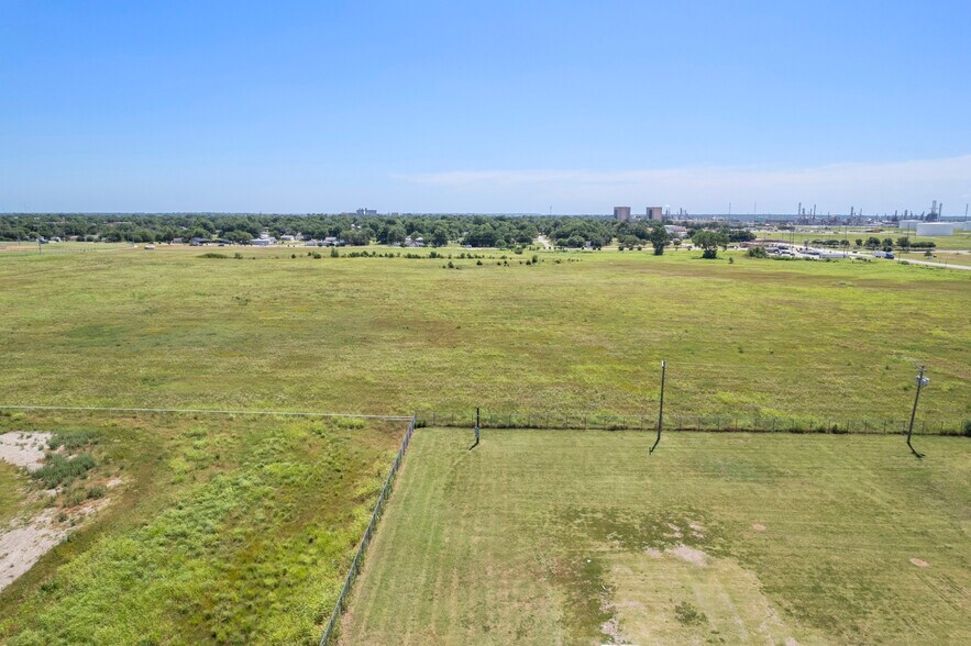More Photos Of Waverly & Business U S 60, Ponca City Land For Sale
