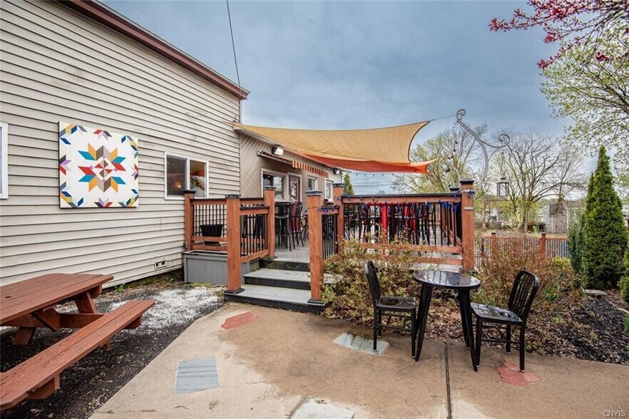 More Photos Of 417 W Dominick St, Rome Bar For Sale