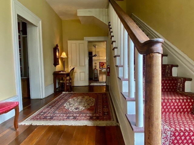 More Photos Of 313 S Green St, Glasgow Hospitality For Sale