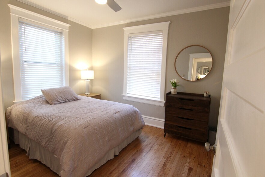 More Photos Of 901-903 39th St, Kansas City Multifamily For Sale