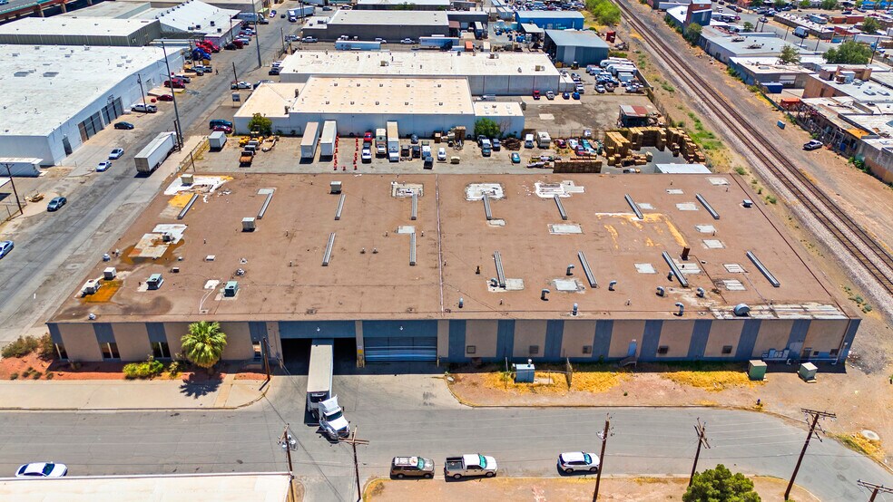 More Photos Of 3700 Durazno Ave, El Paso Light Distribution For Lease