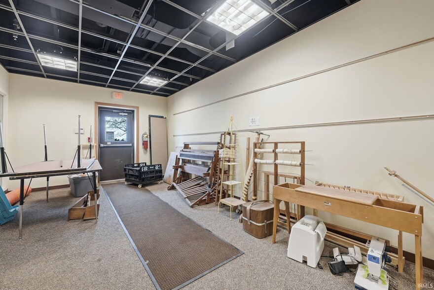 More Photos Of 149 Green Dr, Avilla Flex For Sale