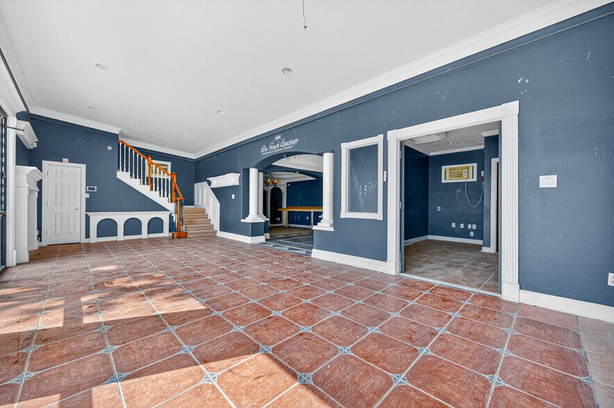 More Photos Of 11515 Jones Rd, Houston Land For Sale