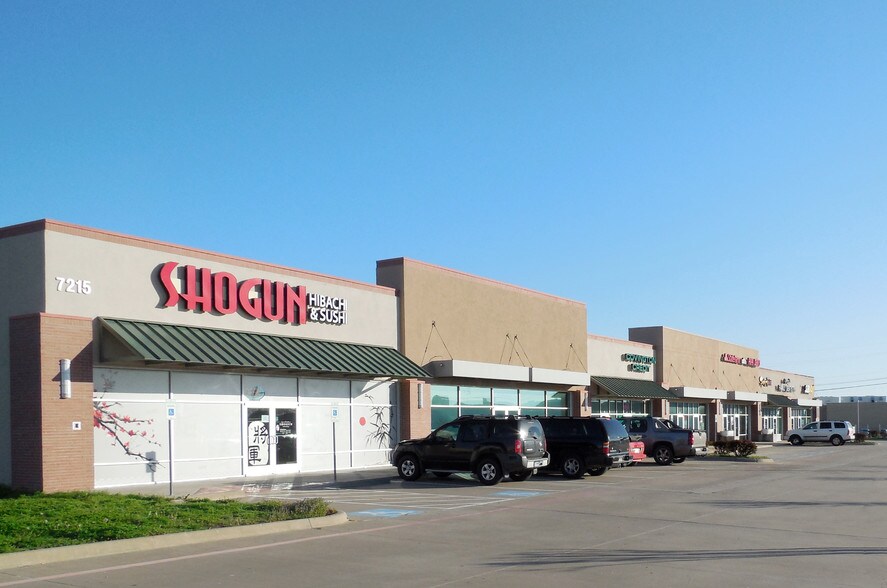 More Photos Of 7215 I-30, Greenville Freestanding For Lease