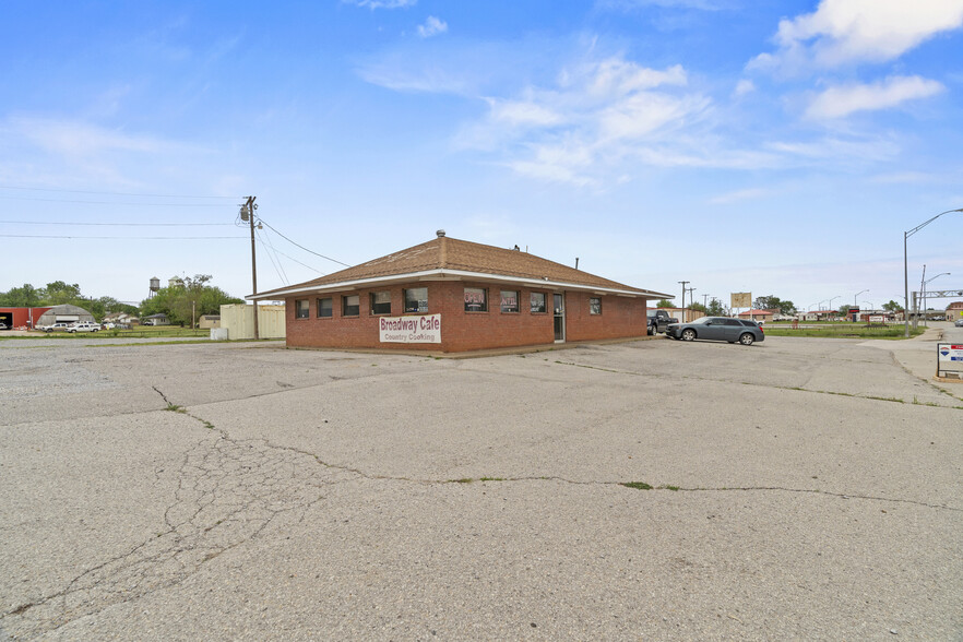 Primary Photo Of 419 Broadway, Geary General Retail For Sale