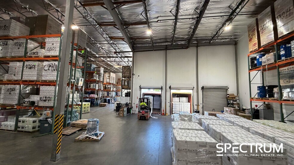 More Photos Of 26321 Ferry Ct, Santa Clarita Warehouse For Lease