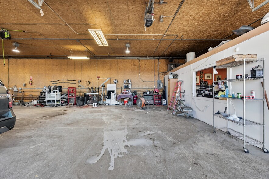 More Photos Of 601 S 10th St, Gunnison Warehouse For Sale