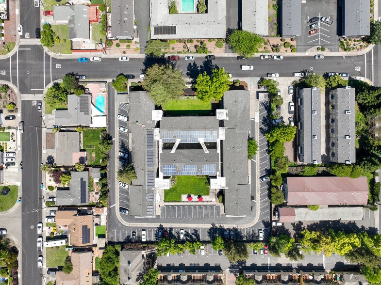 More Photos Of 8025 Beverly Dr, Rohnert Park Apartments For Sale